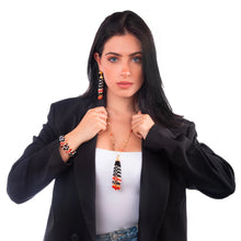 Carica l'immagine nel visualizzatore di Gallery, COLLANA YUNA CON PERLE CORALLO E ONICE