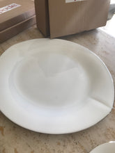 Carica l'immagine nel visualizzatore di Gallery, SET TAVOLA PETAL PLATINUM 41PZ