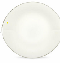 Carica l'immagine nel visualizzatore di Gallery, SET TAVOLA PETAL PLATINUM 41PZ