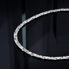 Carica l&#39;immagine nel visualizzatore di Gallery, COLLANA T-LOGO ***
