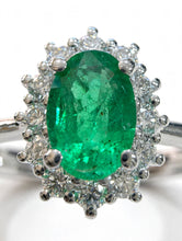 Carica l'immagine nel visualizzatore di Gallery, Anello Smeraldo Ovale 0,44ct e Diamanti
