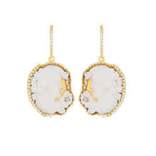 Carica l&#39;immagine nel visualizzatore di Gallery, ORECCHINI CON CAMMEO HELEN
