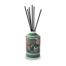 Carica l'immagine nel visualizzatore di Gallery, DIFFUSORE ESSENZA DA 400ML IN GIFT BOX LIVING CHINTZ
