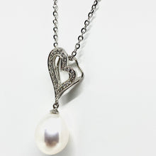 Carica l&#39;immagine nel visualizzatore di Gallery, COLLANA PERLE E DIAMANTI GLP 321
